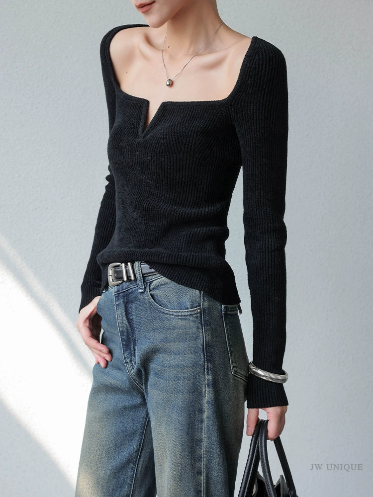 Square V-Slit Knit Top / スクエアスリットリブニットトップ