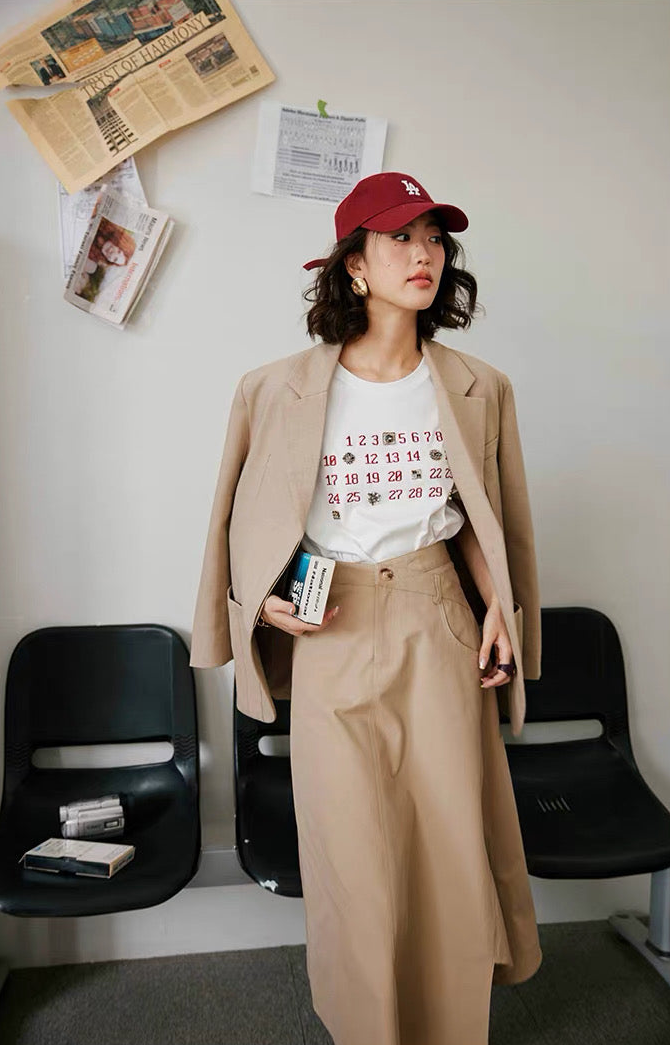 Calendar Motif T-Shirt