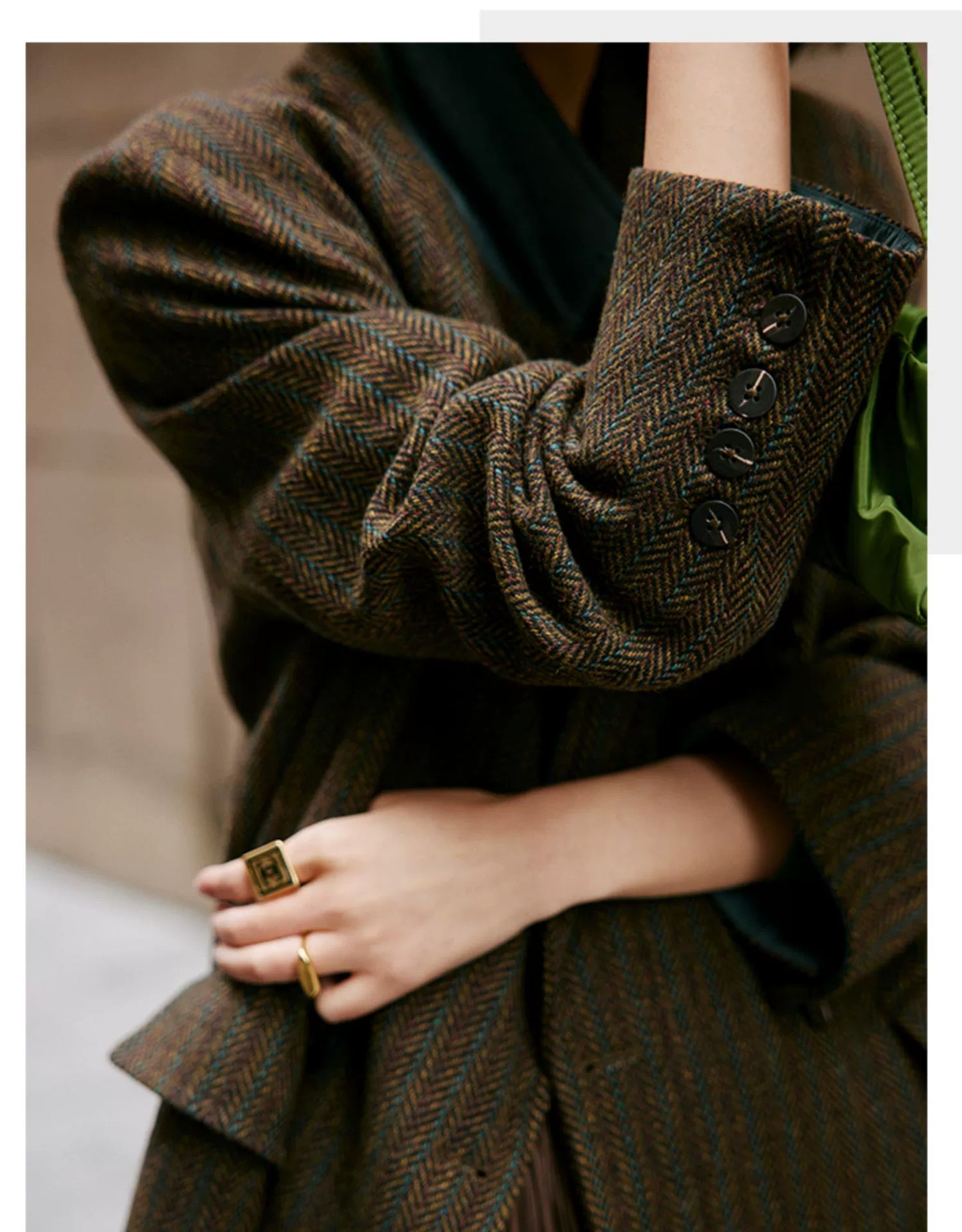 Classic Double-Breasted Wool Overcoat / クラシックダブルブレストウールコート