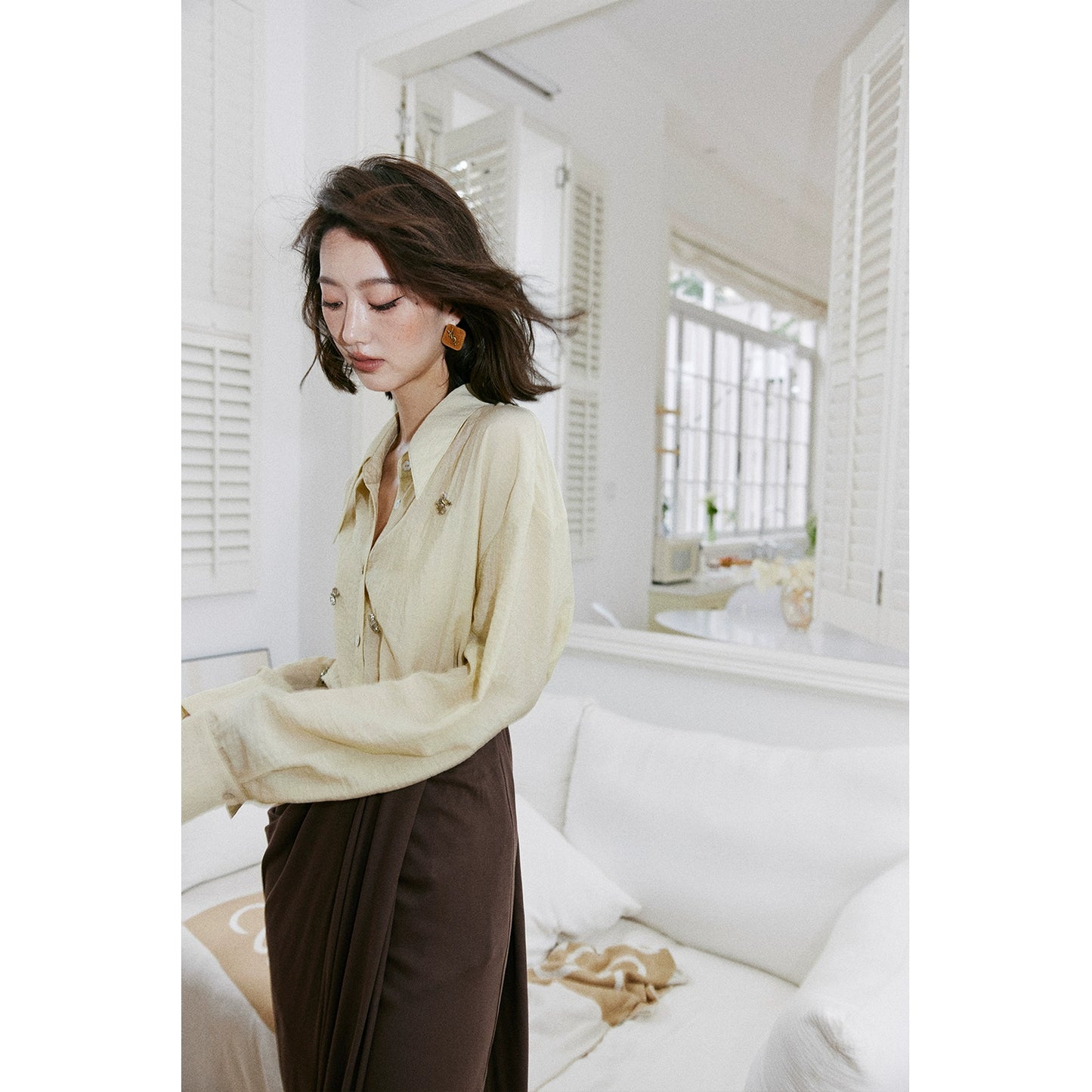 Crystal Accent Blouse / クリスタルポイントブラウス