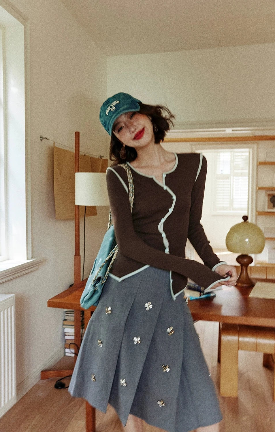 Asymmetric Contrast Trim Top / アシンメトリートリムトップ