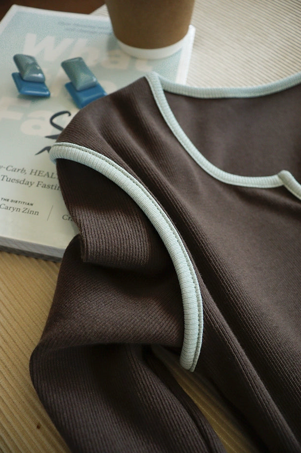 Asymmetric Contrast Trim Top / アシンメトリートリムトップ