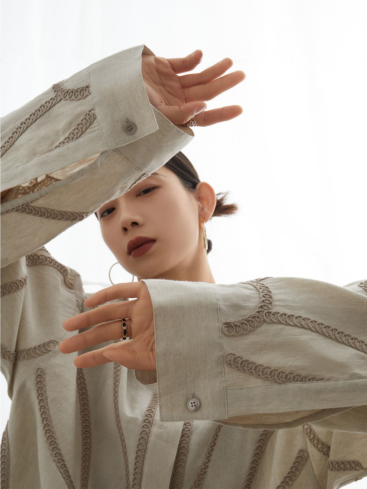 Corded Embroidery Stand Collar Shirt / コード刺繍スタンドカラーシャツ