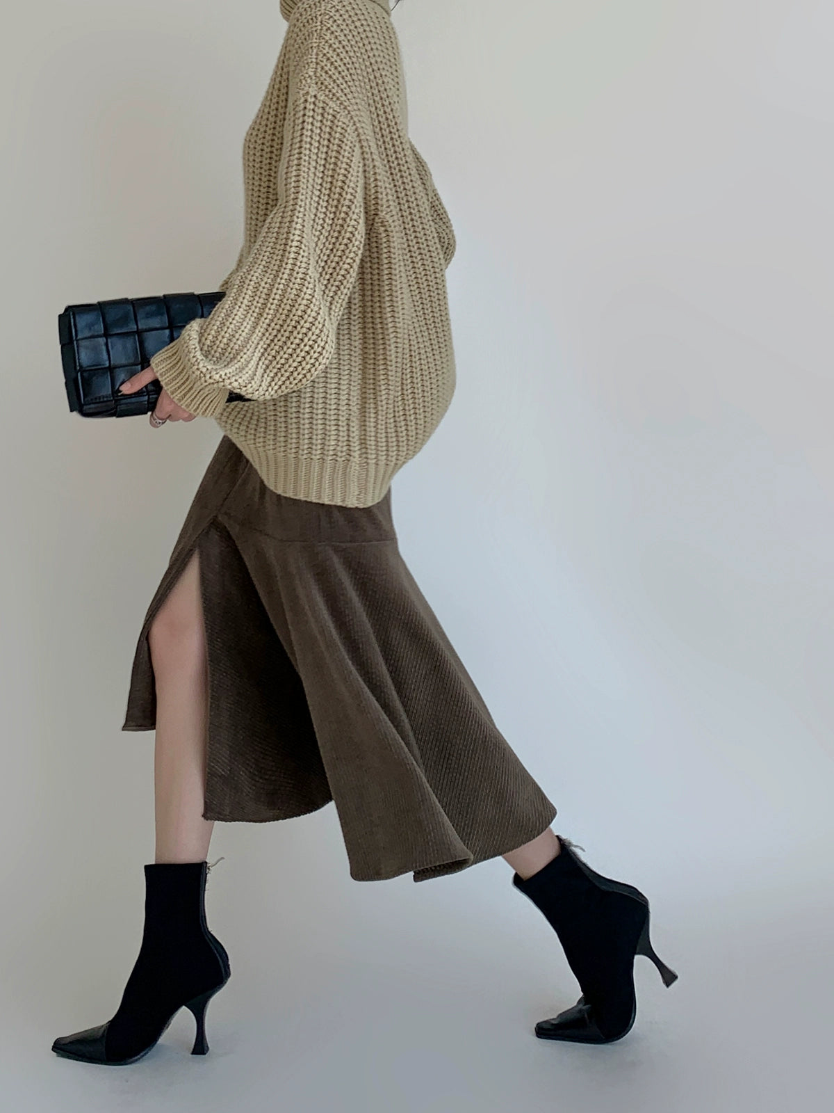 Corduroy Flare Midi Skirt / コーデュロイフレアミディスカート